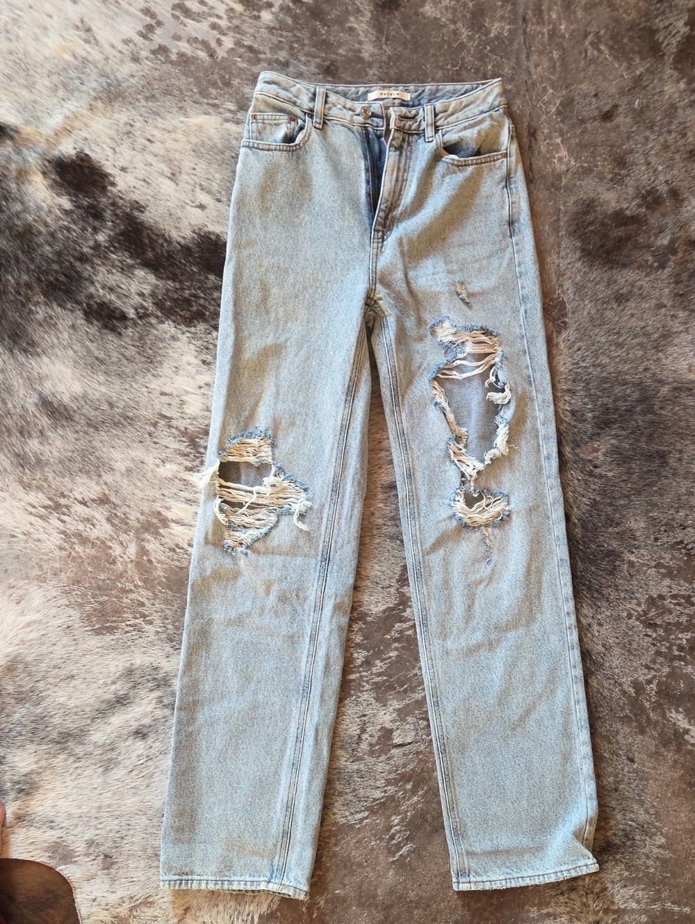 PacSun Light Blue Distressed Straight Leg Jeans (90's boyfriend)